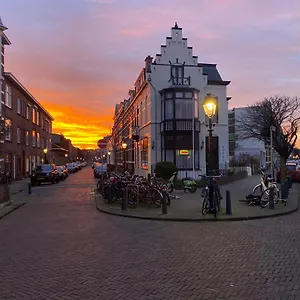 't Sonnehuys Den Haag