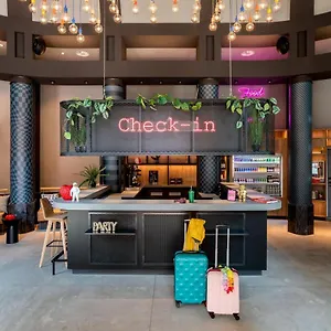 Moxy Den Haag